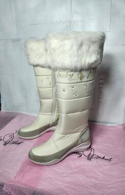 Baby Phat Joelle Fur Winter Boots Women’s 10B White Quilted Fur Zip Up